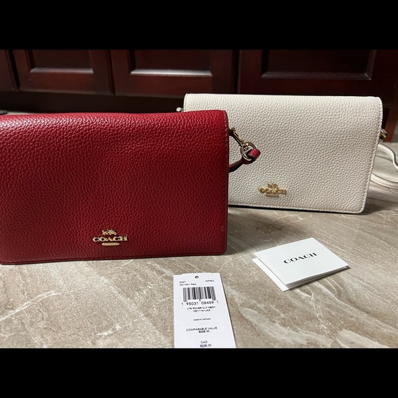 100% Authentic Coach Wallet, Crossbody Side Bags - Picture 1 of 6